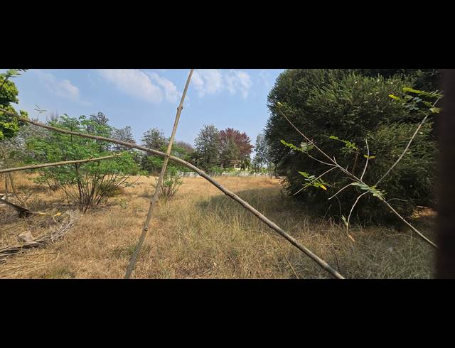 7,600M² VACANT LAND FOR SALE IN DOUGLASDALE